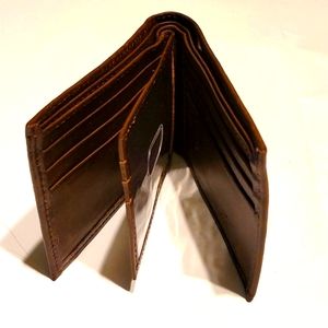 NWOT Men's Genuine Bison Leather Wallet